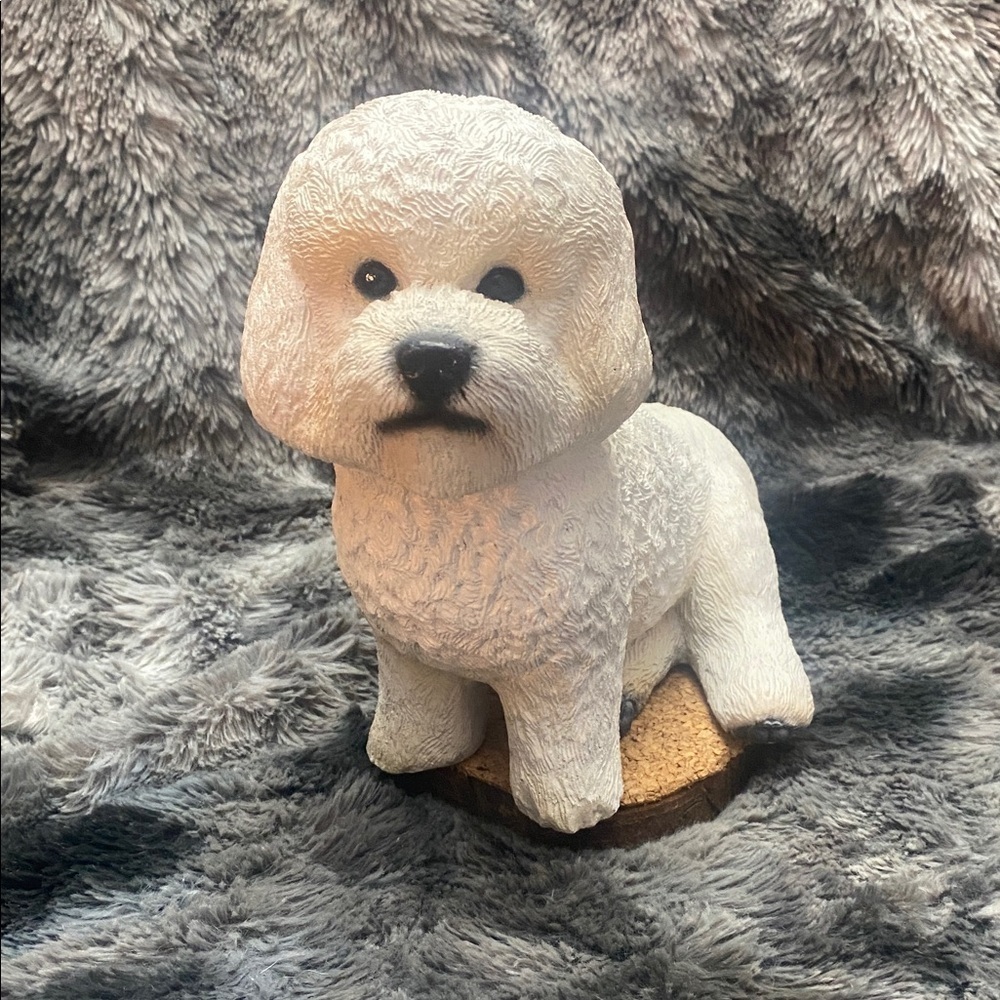 Sandicast White Dog Figurine - Picture 2 of 16